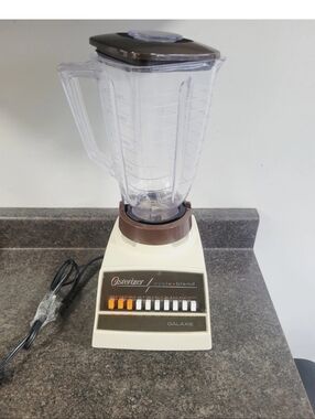 Vintage Osterizer Cycle Blend Blender With 5 Cup Plastic Jar
